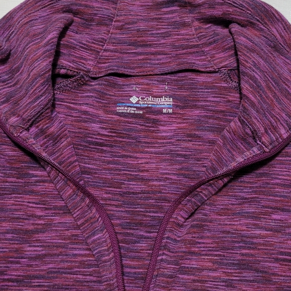 Columbia long sleeve purple/pink. Size medium. Material cotton and polyester. - Picture 4 of 5